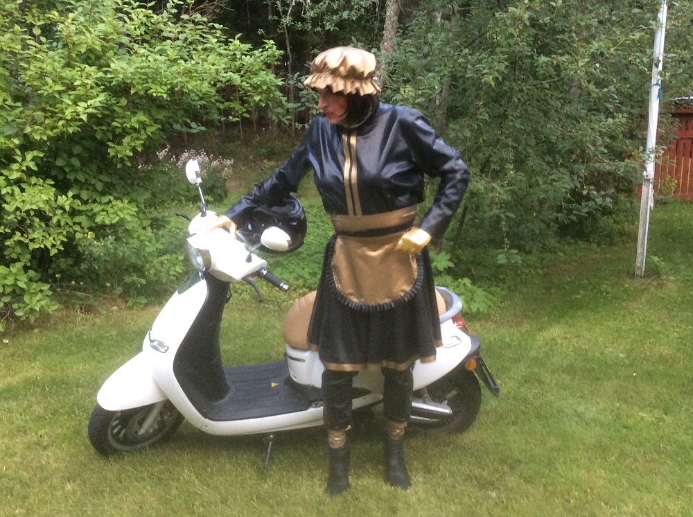 mistress in latex and on a motorbike